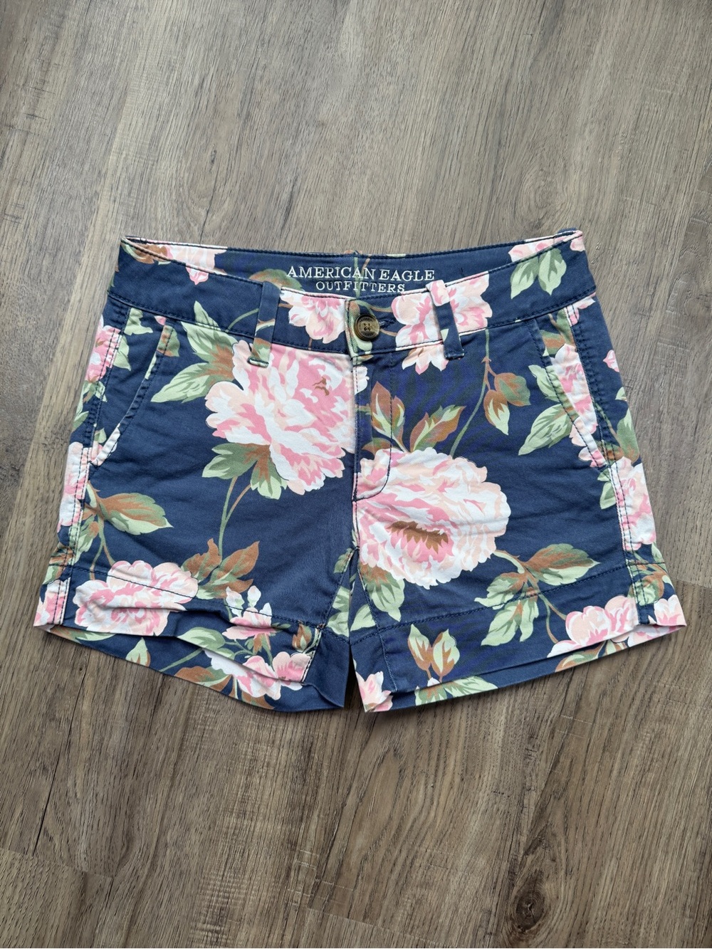 American Eagle Outfitters Navy Pink Rose Floral Twill Midi Shorts Size 2